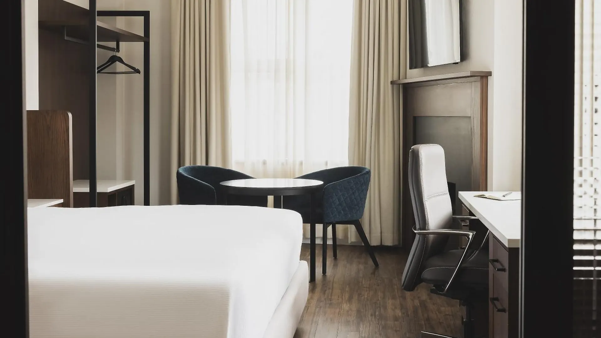 Hotel Chateau Laurier Quebec 4*, Quebec City
