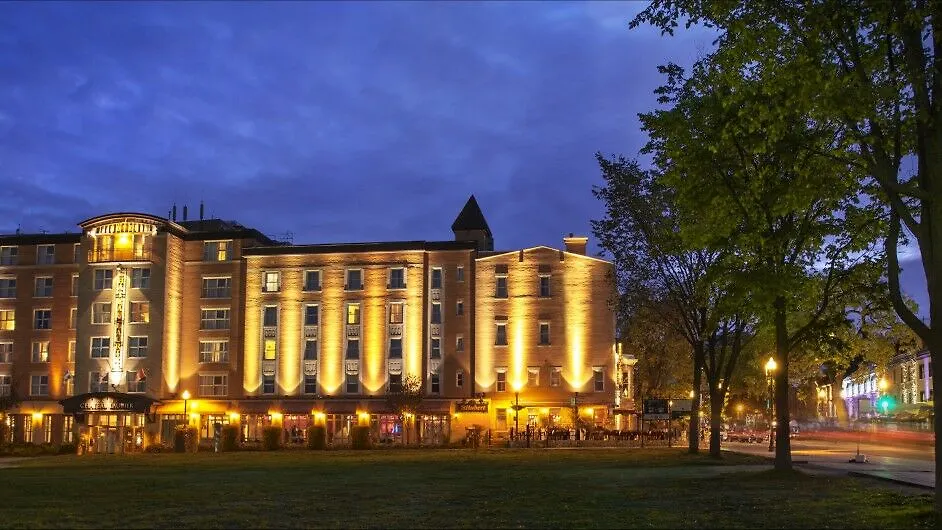 Hotel Chateau Laurier Quebec